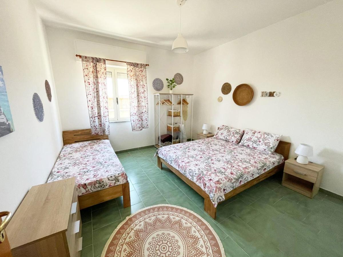 Casa Di Nelia Villa Baratili San Pietro Luaran gambar