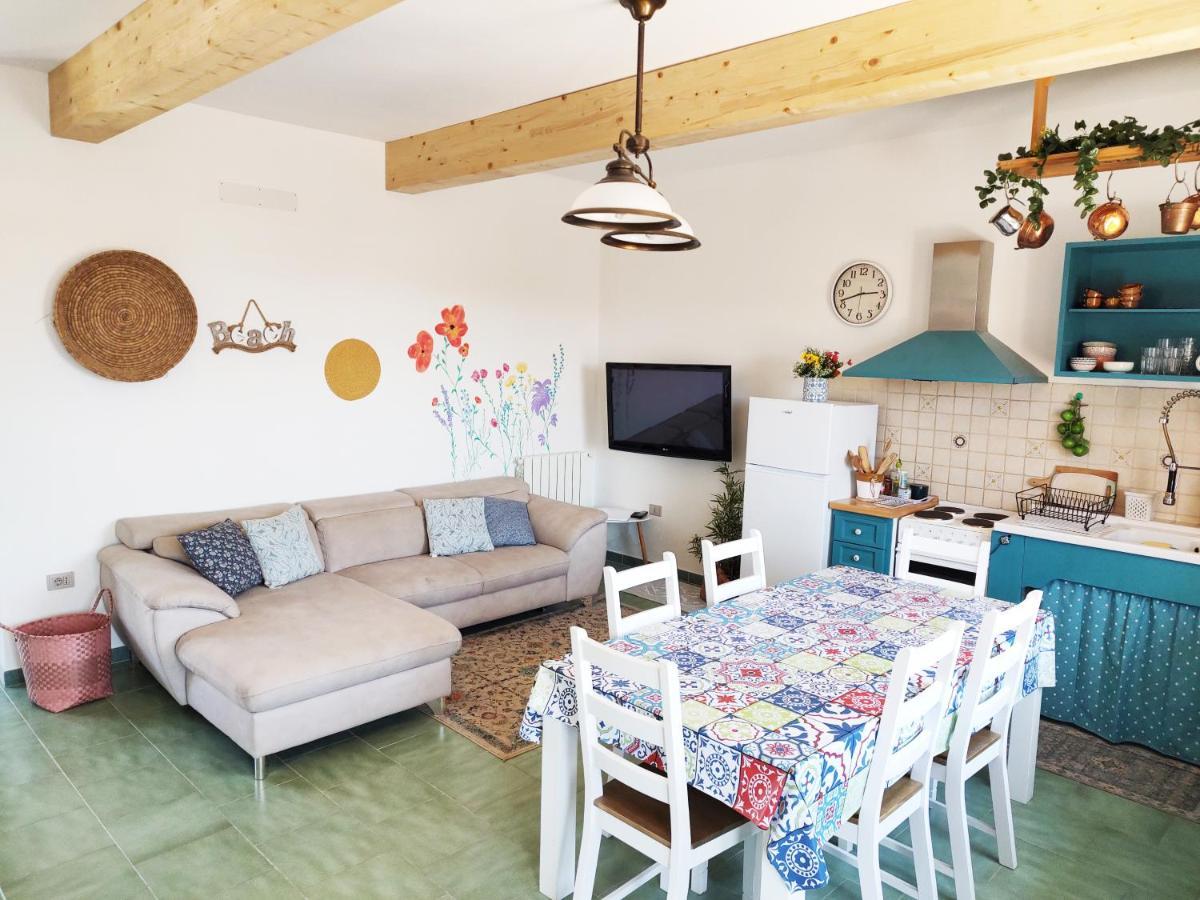 Casa Di Nelia Villa Baratili San Pietro Luaran gambar