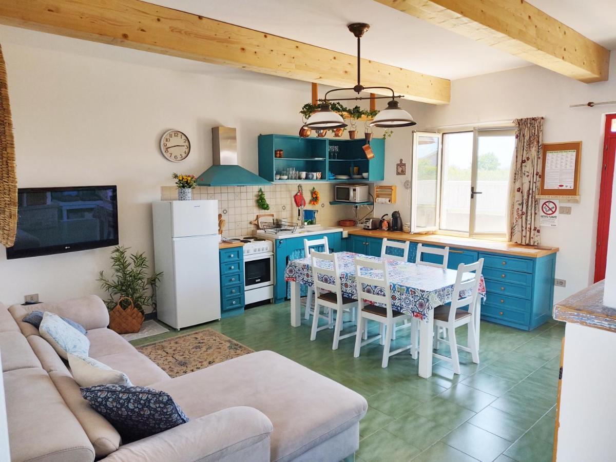 Casa Di Nelia Villa Baratili San Pietro Luaran gambar